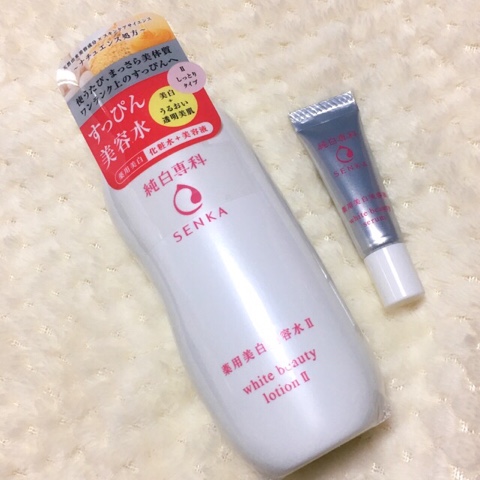 純白専科口コミ 化粧水 薬用美白美容液 すっぴん白雪美容液 Caina